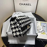Chanel Black White Metallic Houndstooth Tweed Chanel 19 Maxi Flap