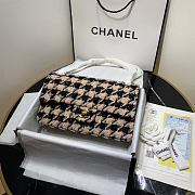 Chanel 19 Medium Flap Bag in Black And Pink Houndstooth Tweed Size 25cm - 1