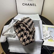 Chanel 19 Medium Flap Bag in Black And Pink Houndstooth Tweed Size 25cm - 6