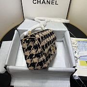 Chanel 19 Small Flap Bag in Black And Pink Houndstooth Tweed Size 20cm - 6
