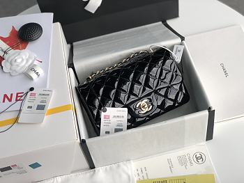 Chanel Mini Flap Bag Patent Leather 20cm