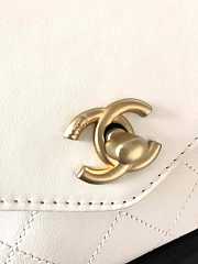 Chanel Latest Organ Flap Bag In White 94305 Size 22x8x15cm - 2