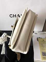 Chanel Latest Organ Flap Bag In White 94305 Size 22x8x15cm - 3