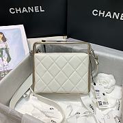 Chanel Clutch Bag Original White Sheep Leather AS1732 Size 18x19.5x8.5cm - 3