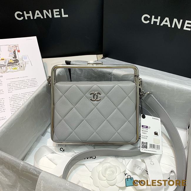 chanel raffia bag 2021