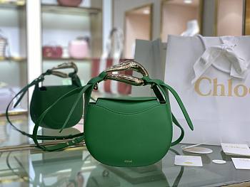 Chloe Kiss Small Purse In Green Calfskin S1350 Size: 20x26x8cm 