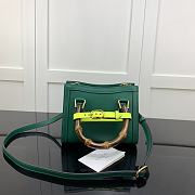 Gucci Diana Mini Borsa Shopping With Emerald Green Leather 20cm - 2
