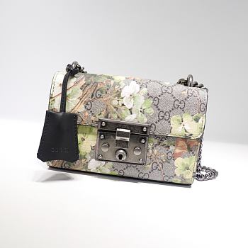 Gucci Padlock GG Green Shoulder Bag 409487 Size 20×12.5×8cm.