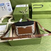 Gucci Padlock Mini Bag In GG Supreme Canvas With Black Leather 21cm - 3