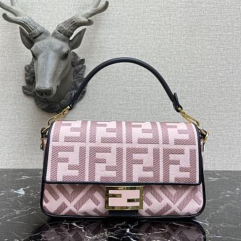 Fendi Baguatte Pink Fabric Bag 8BR60 Size: 28×6×14cm 