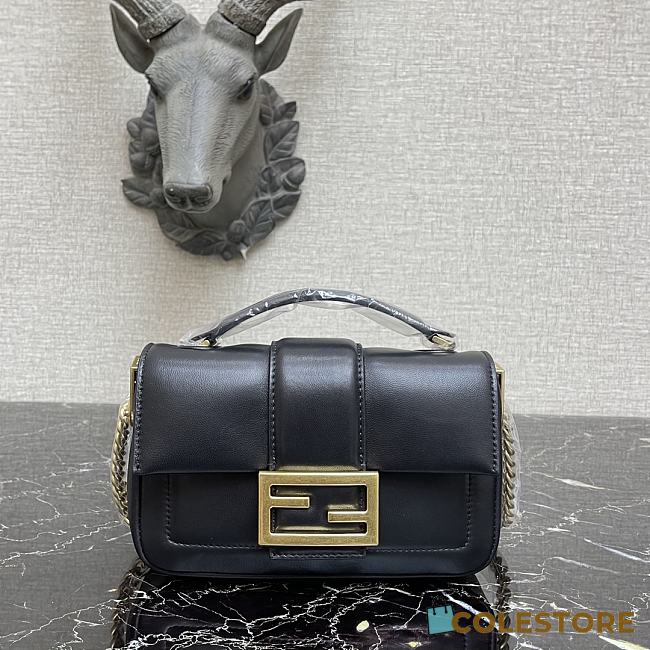 Fendi Baguatte Chain Black Leather Bag 8BS01 Size: 19x5x10cm - 1