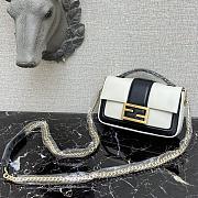 Fendi Baguatte Chain Black&White Leather Bag 8BS01 Size: 19x5x10cm - 3