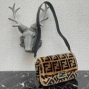 Fendi Baguatte Chain Brown SheepSkin Large Bag 8BS01 Size: 27x7x15cm - 4