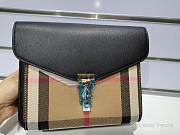 Burberry Shoulder Bag 3980826 Size 24x19cm - 6