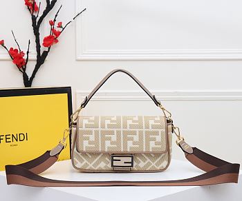 Fendi Baguette With Beige Fabric Size 26cm