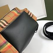Burberry Small Rainbow Medium Check Rucksack Backpack 211376 Size 22x33cm - 6