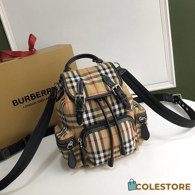 Burberry Small Check Rucksack Backpack 211376 Size 22x33cm - 1