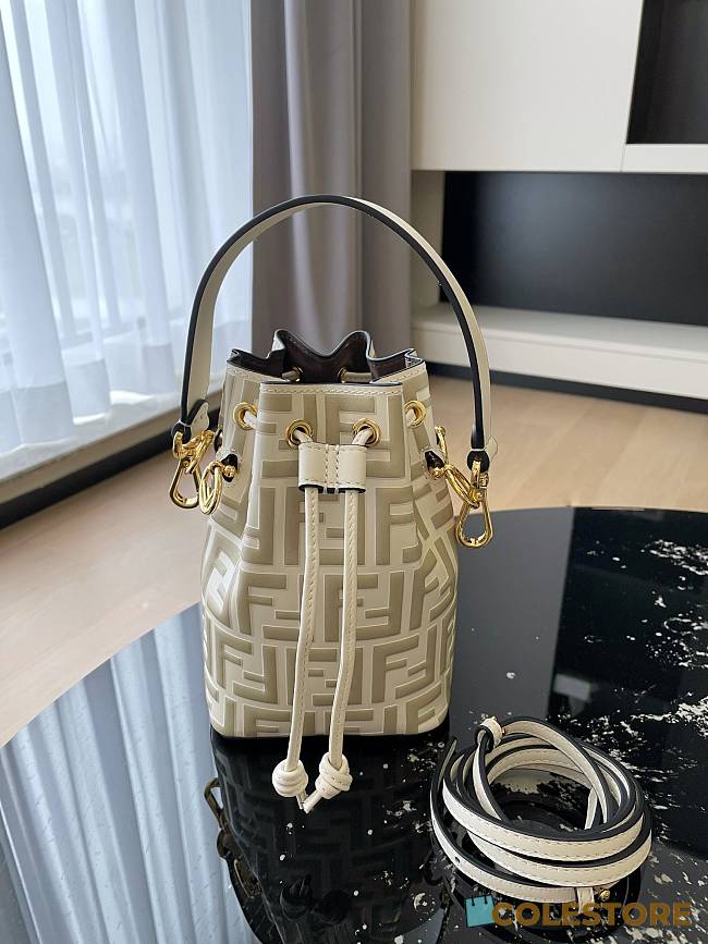 Fendi Mon Tresor Small Bucket Bag With White Calfskin Leather 8BS01 Size 18.5x12x10cm - 1