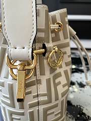 Fendi Mon Tresor Small Bucket Bag With White Calfskin Leather 8BS01 Size 18.5x12x10cm - 5