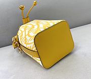 Fendi Mon Tresor Small Bucket Bag With Yellow Calfskin Leather 8BS01 Size 18.5x12x10 cm - 6