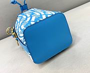 Fendi Mon Tresor Small Bucket Bag With Blue Calfskin Leather 8BS01 Size 18.5x12x10 cm - 3