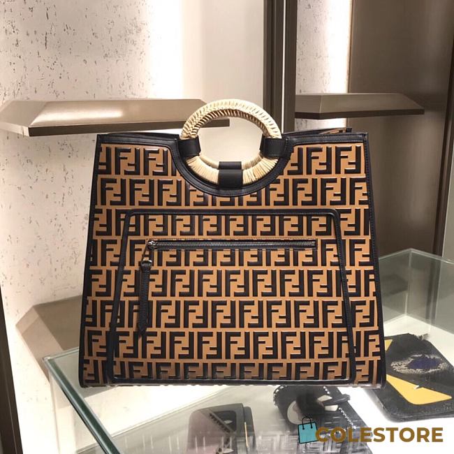 Fendi Runaway Shopping Tote 8BH35 Size 44cm - 1