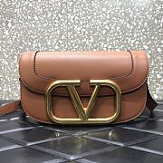 Valentino Garavani Supervee Crossbody Bag With Brown Calfskin WB0G0 Size: 26.5x9x16cm - 1