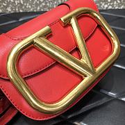 Valentino Garavani Supervee Small Shoulder Bag With Red Calfskin WW2B0 Size: 18x13x7cm - 3