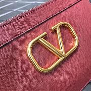 Valentino Garavani Vlogo Clutch Bag In Hammered Leather Size: 25x16cm - 4