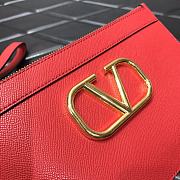 Valentino Garavani Vlogo Clutch Bag In Red Hammered Leather Size: 25x16cm - 3