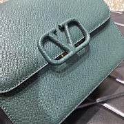 Valentino Garavani Small VSling Shoulder Bag In Blue UW2B0 Size: 22x11x17cm - 4