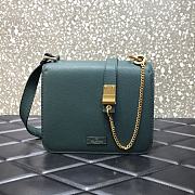 Valentino Garavani Small VSling Shoulder Bag In Blue UW2B0 Size: 22x11x17cm - 6