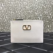 Valentino Garavani VLogo Wallet In White Size 19x13x3cm - 1