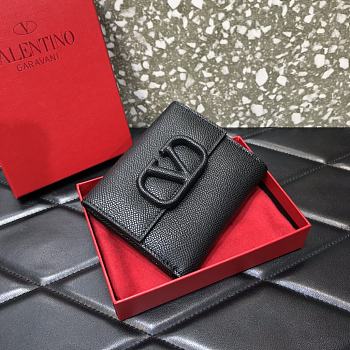 Valentino Garavani Vsling Wallet WP0S9 Size: 11.5x3x10cm