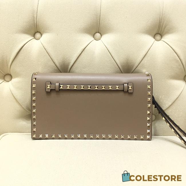 Valentino Garavani Rockstub Clutch In Grey WP026 28cm - 1