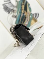 Chanel 21 Iconic Classic Flap Bag Size 23x14x7cm  - 6