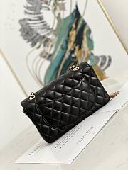 Chanel 21 Iconic Classic Flap Bag Size 23x14x7cm  - 5