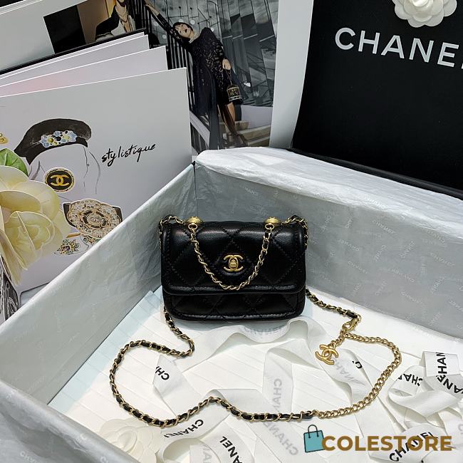 Chanel Retro Flap Button Bag 81016 Size 13.5x9x4cm - 1