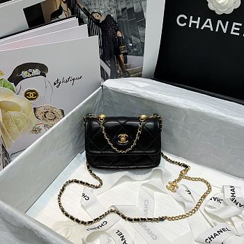 Chanel Retro Flap Button Bag 81016 Size 13.5x9x4cm
