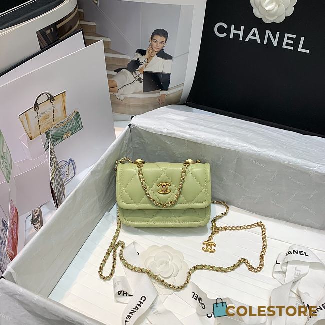 Chanel Retro Flap Button Bag In Light Green 81016 Size 13.5x9x4cm - 1