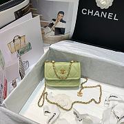 Chanel Retro Flap Button Bag In Light Green 81016 Size 13.5x9x4cm - 1