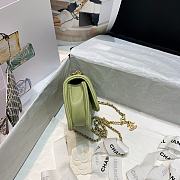 Chanel Retro Flap Button Bag In Light Green 81016 Size 13.5x9x4cm - 2