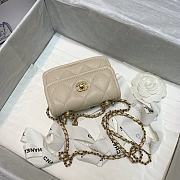 Chanel Retro Flap Button Bag In White 81016 Size 13.5x9x4cm - 2