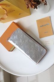 Louis Vuitton Zippy Wallet Vertical M80808 Size 10x20x2cm - 3