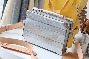 Louis Vuitton LVXNBA Handle Trunk Silver Bag M45785 Size 21x15x7cm