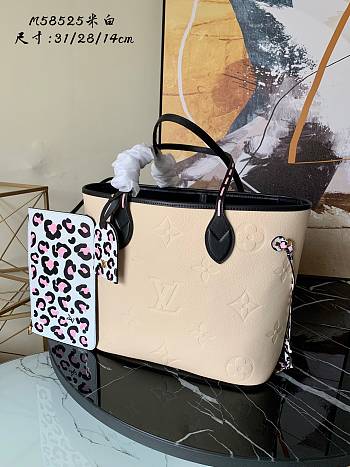 Louis Vuitton Wild At Heart Neverfull MM M58525 Size 31cm