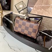 Louis Vuitton Multicles 6 Key Holder Damier Pink Button N41624 Size 10x7cm - 5