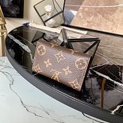 Louis Vuitton Multicles 6 Key Holder Monogram Red Button M60701 Size 10x7cm - 6