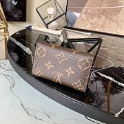 Louis Vuitton Multicles 6 Key Holder Monogram Pink M60701 Size 10x7cm - 5