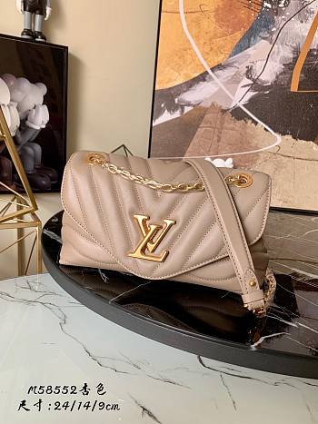 Louis Vuitton New Wave Chain Bag In Beige M58552 Size 24x14x9cm